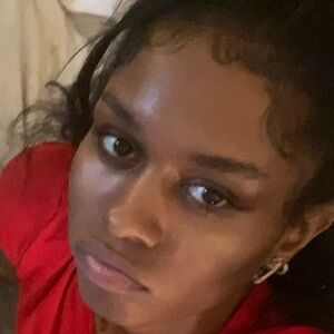 Meet your Posher, Reign